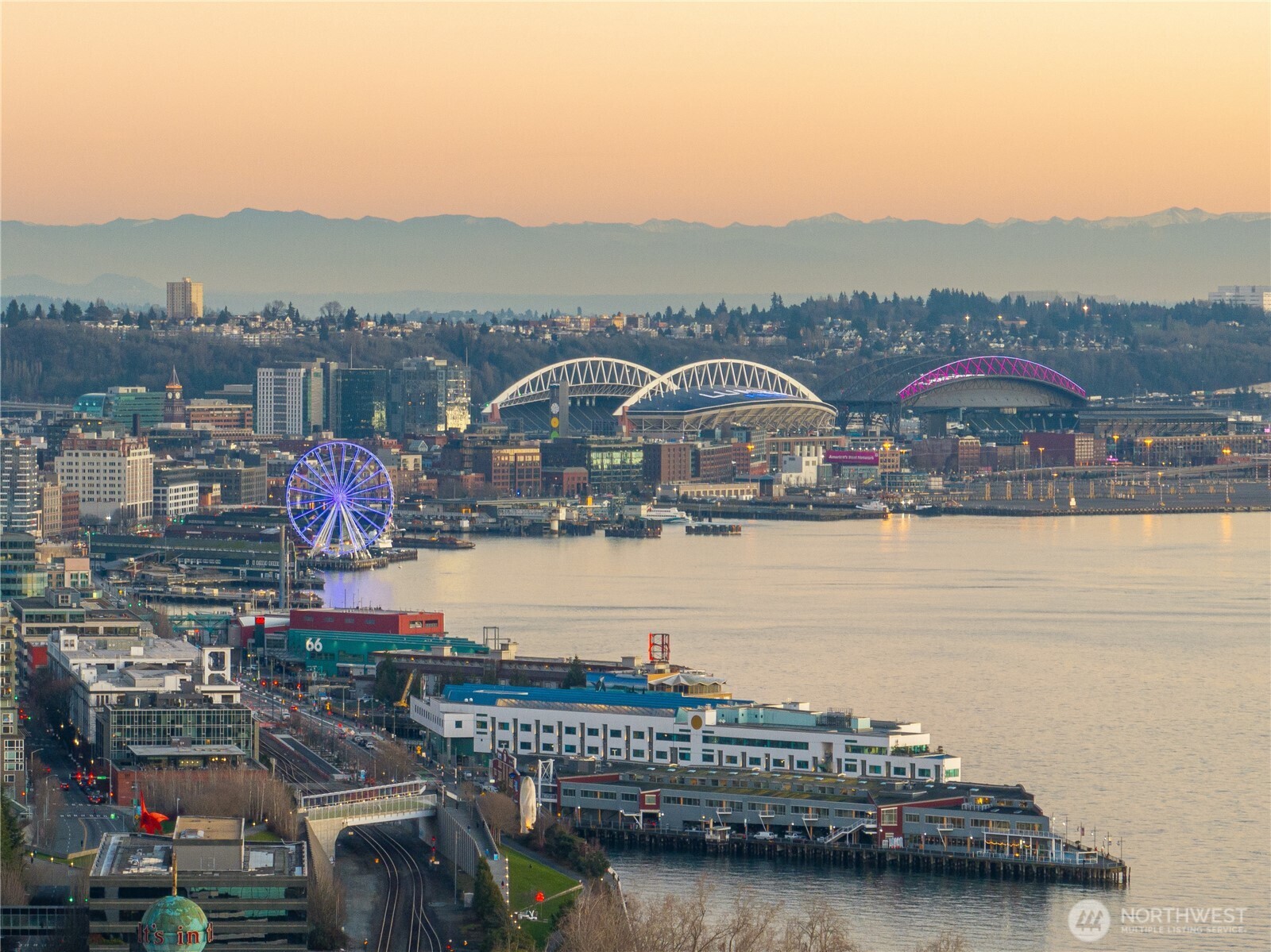 601 W Mercer Place #301, Seattle, WA 98119