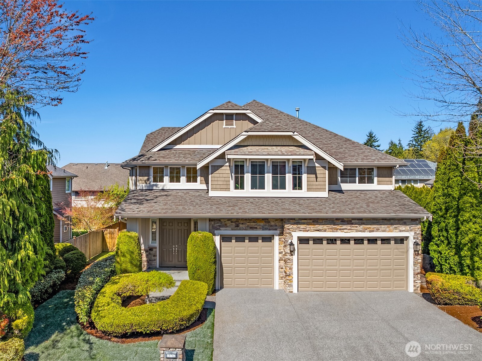 15732 NE 119th Court , Redmond, WA 98052-2252