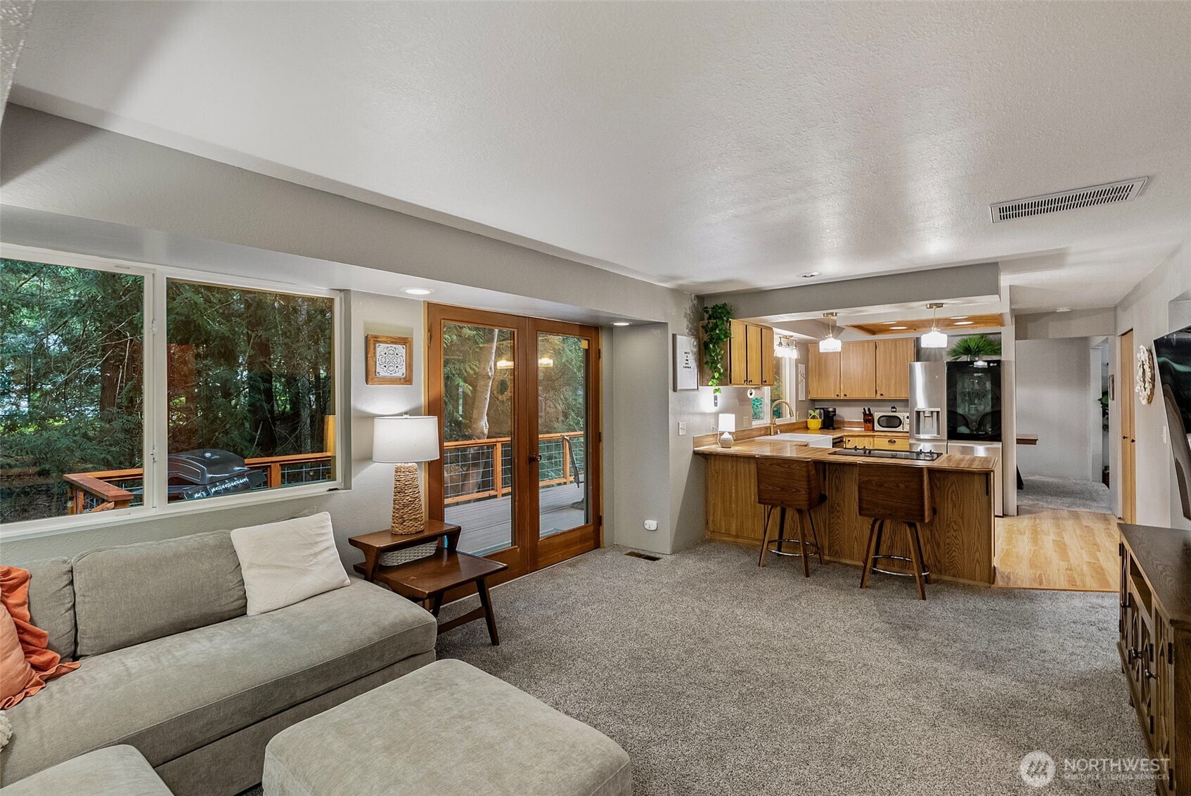 8220 Lariat Trail NW, Bremerton, WA 98311