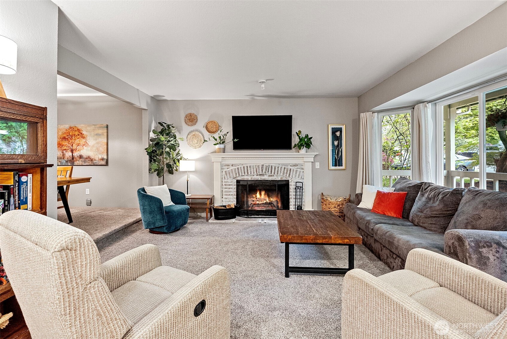 8220 Lariat Trail NW, Bremerton, WA 98311