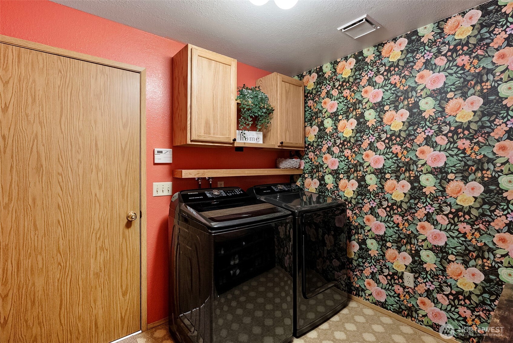 8220 Lariat Trail NW, Bremerton, WA 98311