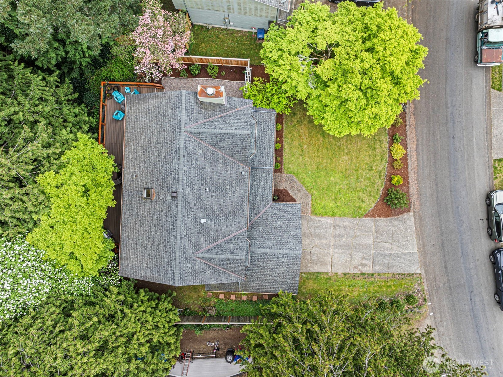 8220 Lariat Trail NW, Bremerton, WA 98311