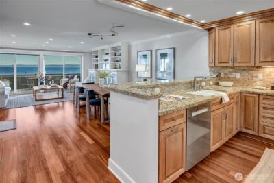 3312 Beach Drive SW, Seattle, WA 98116-2616 - Photo 14