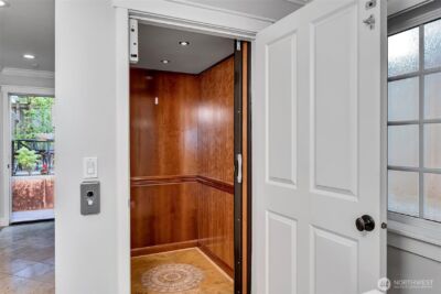 3312 Beach Drive SW, Seattle, WA 98116-2616 - Photo 18