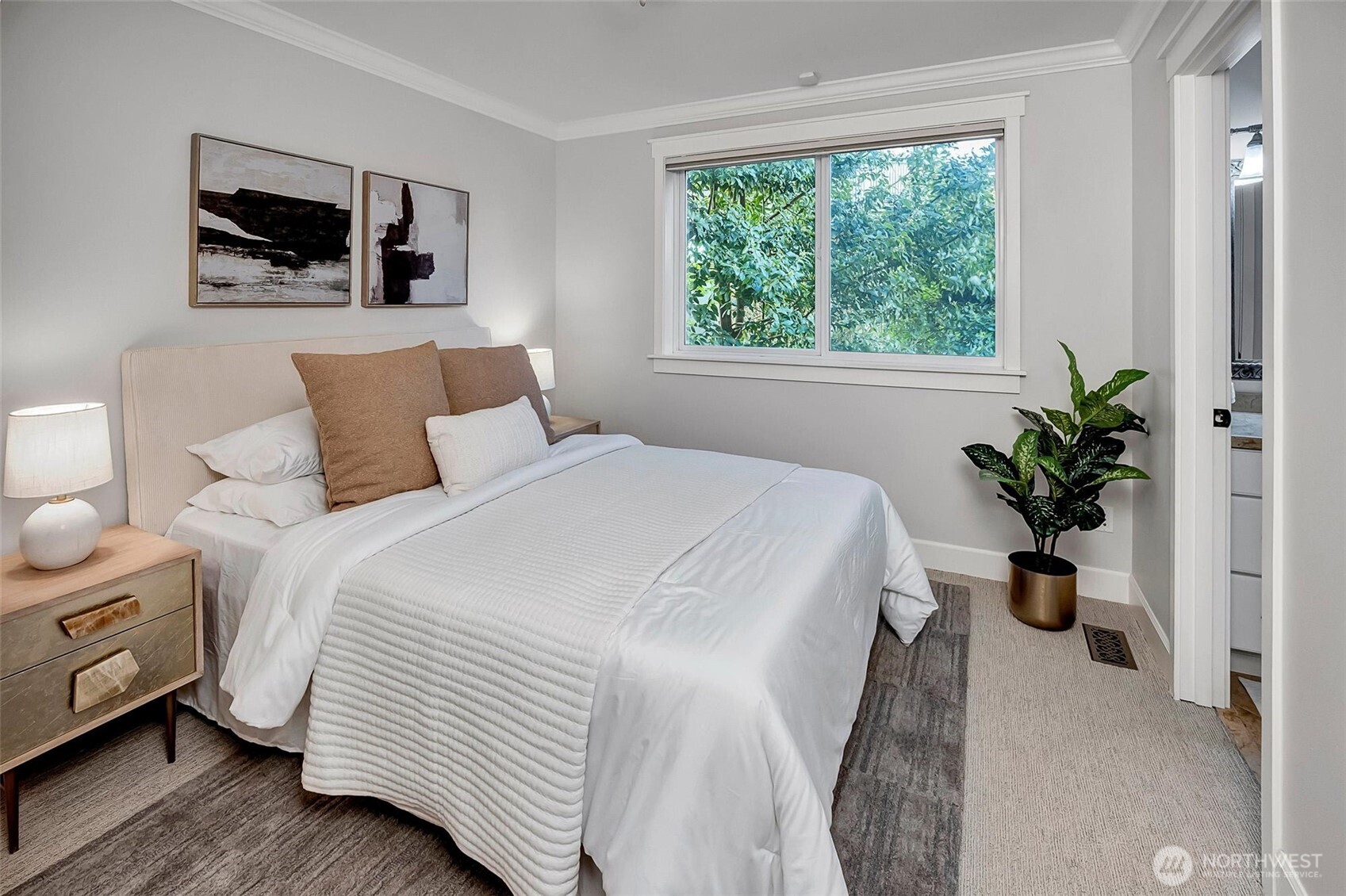 3312 Beach Drive SW, Seattle, WA 98116-2616