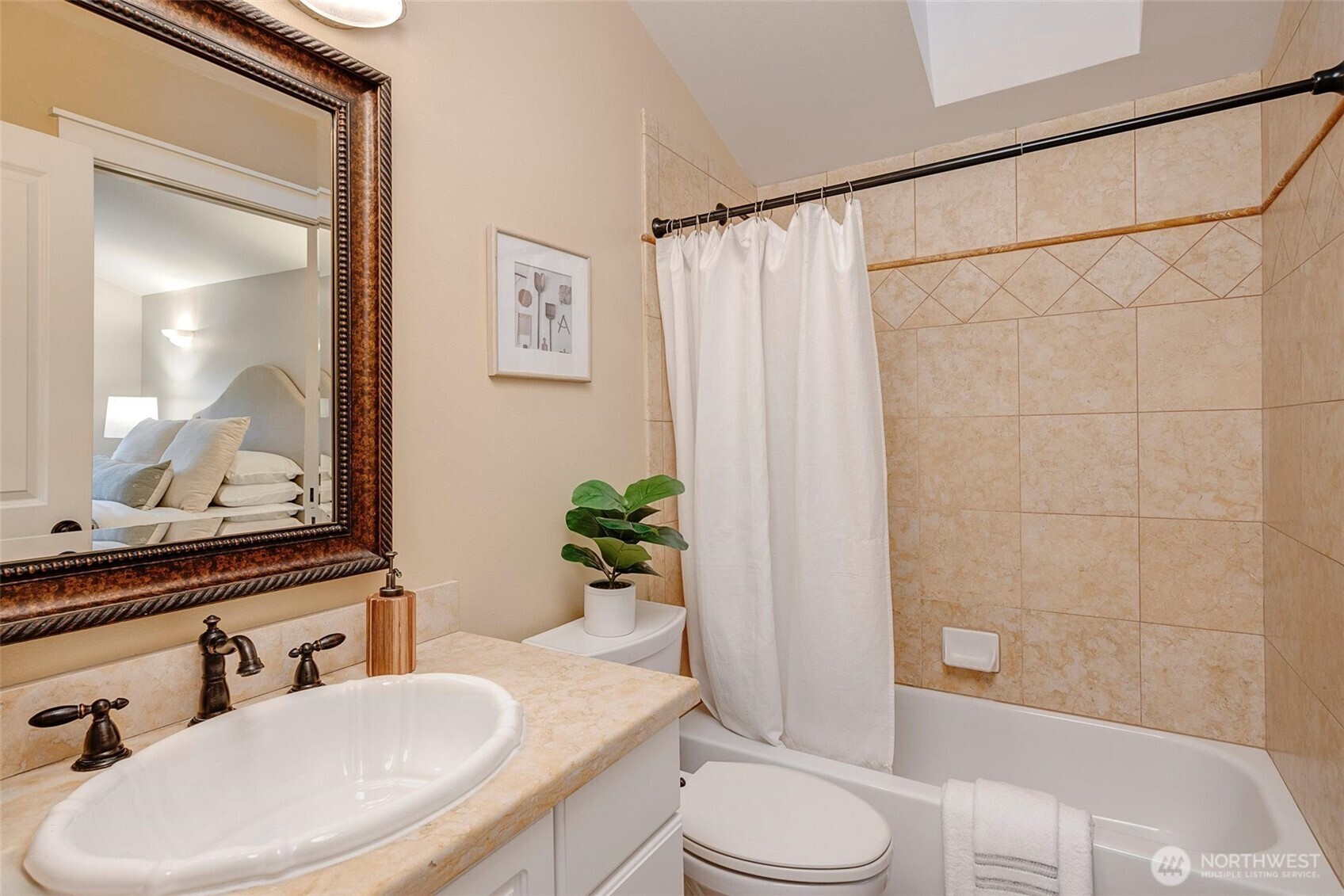 3312 Beach Drive SW, Seattle, WA 98116-2616