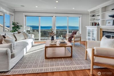 3312 Beach Drive SW, Seattle, WA 98116-2616 - Photo 4