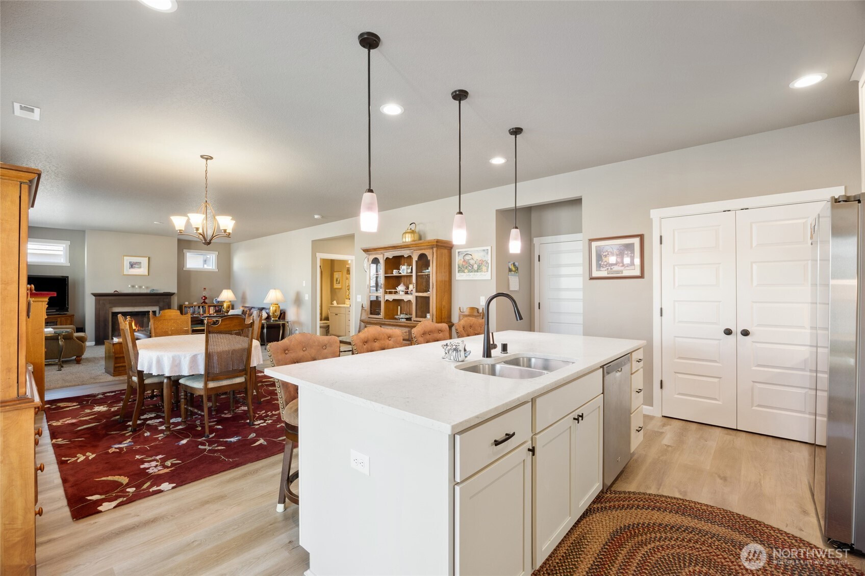 306 N Towhee Street , Moses Lake, WA 98837