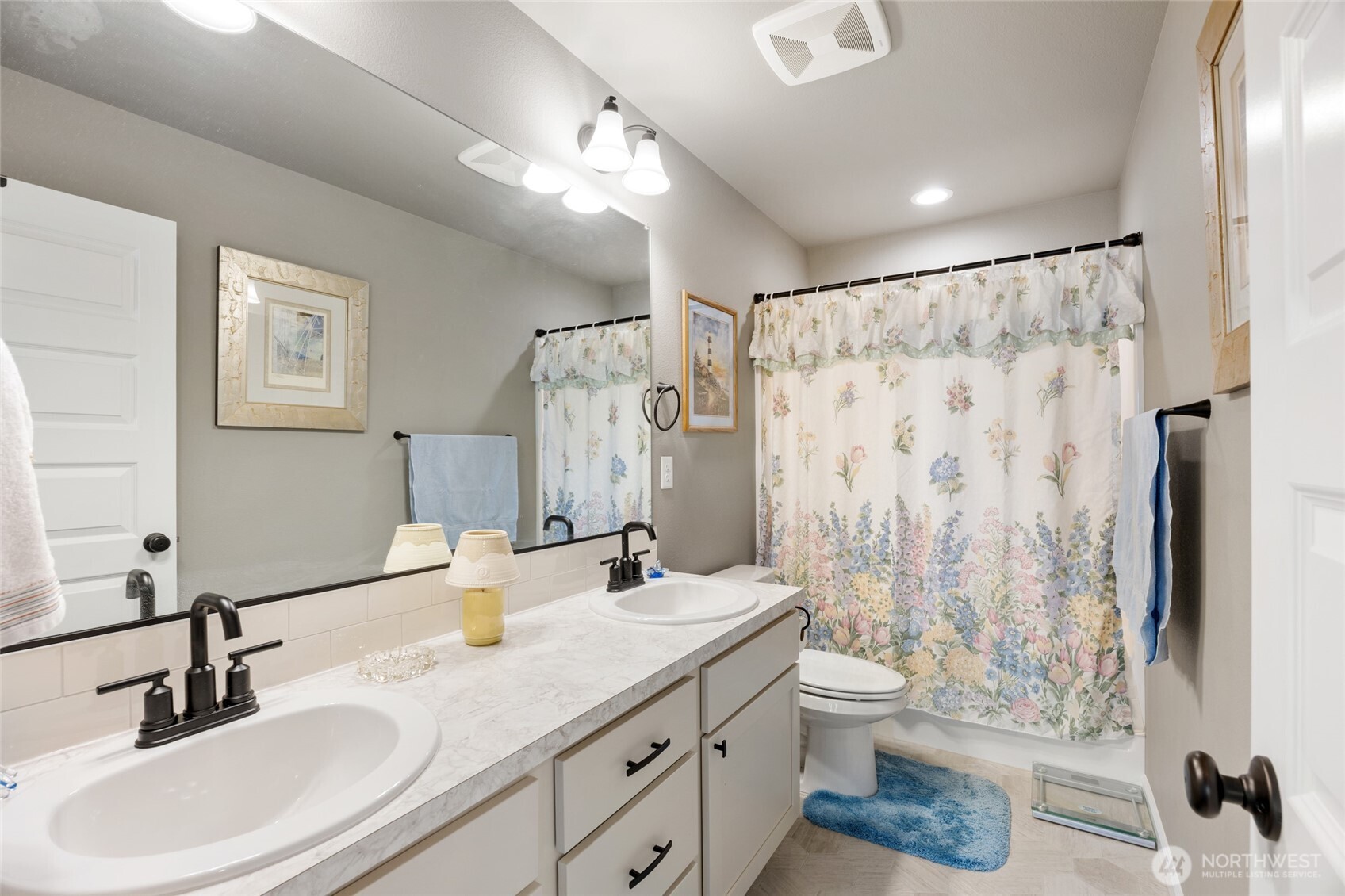306 N Towhee Street , Moses Lake, WA 98837