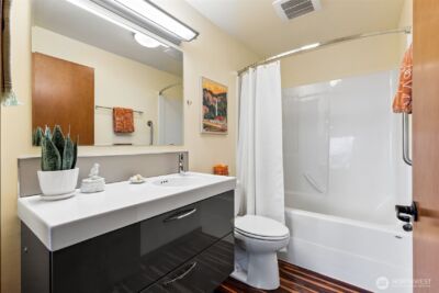 8005 21st Avenue W, University Place, WA 98466 - Photo 11