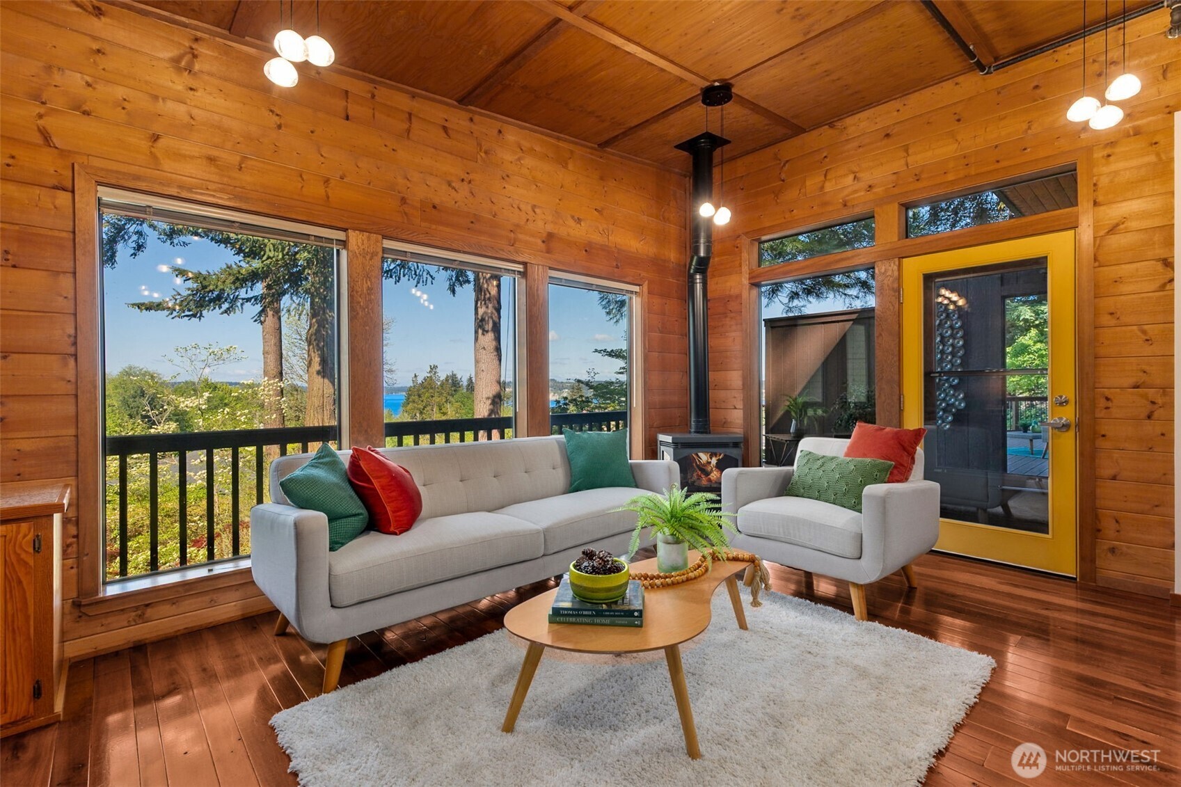 8005 21st Avenue W, University Place, WA 98466