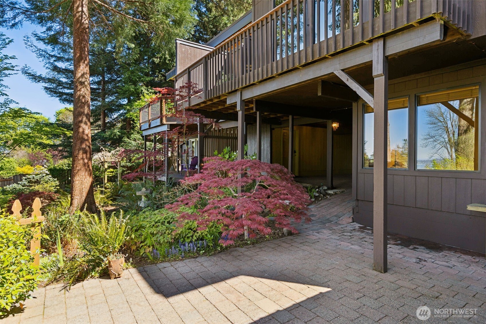 8005 21st Avenue W, University Place, WA 98466
