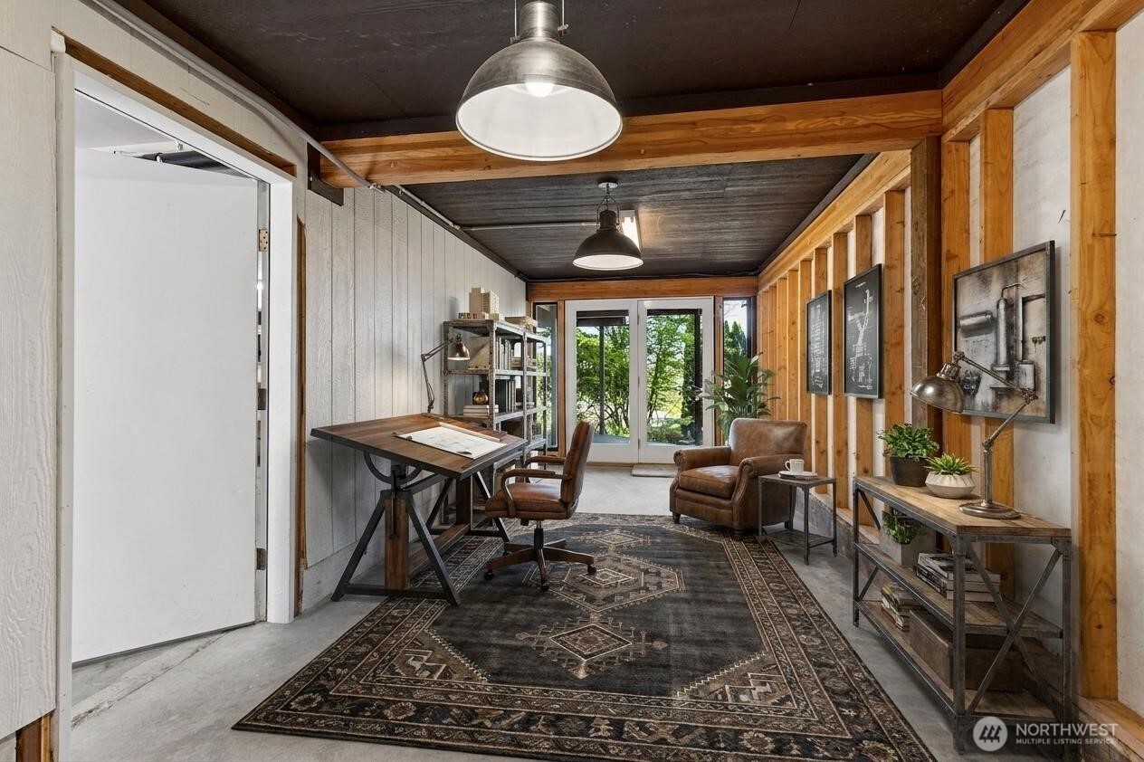 8005 21st Avenue W, University Place, WA 98466