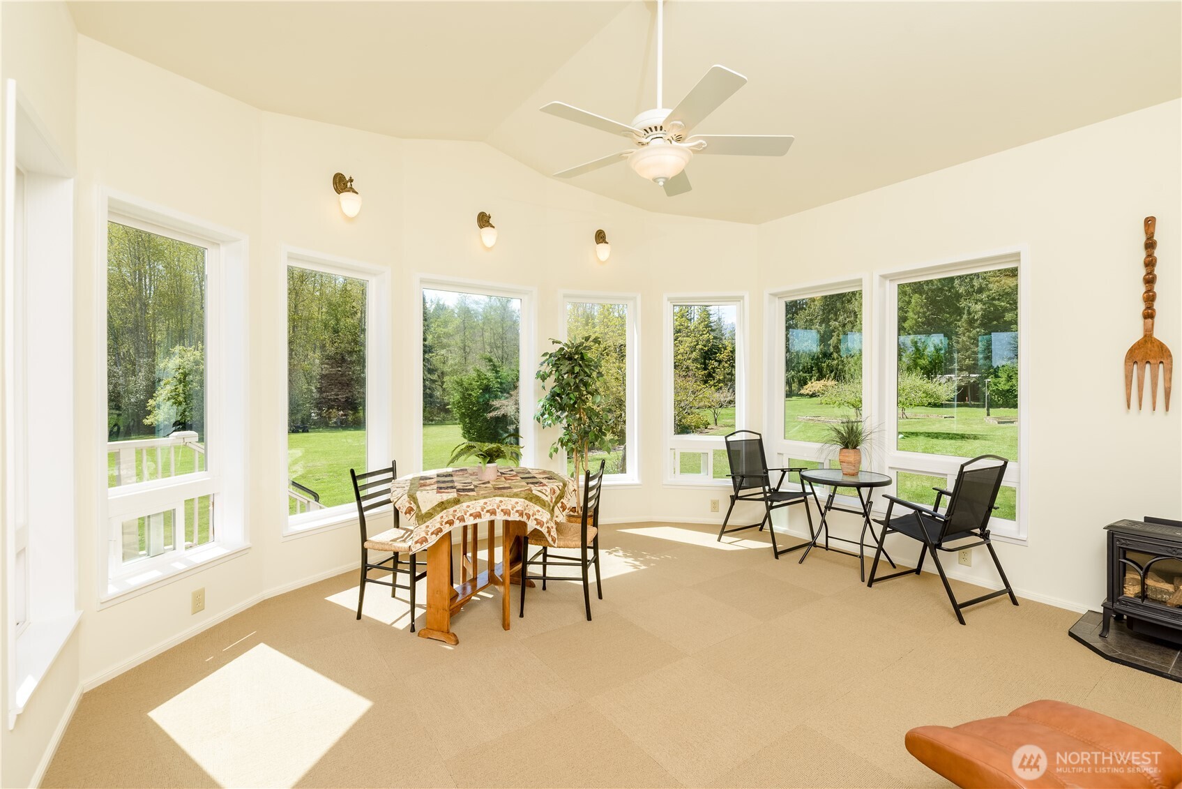 135 Rebel Lane , Port Angeles, WA 98362