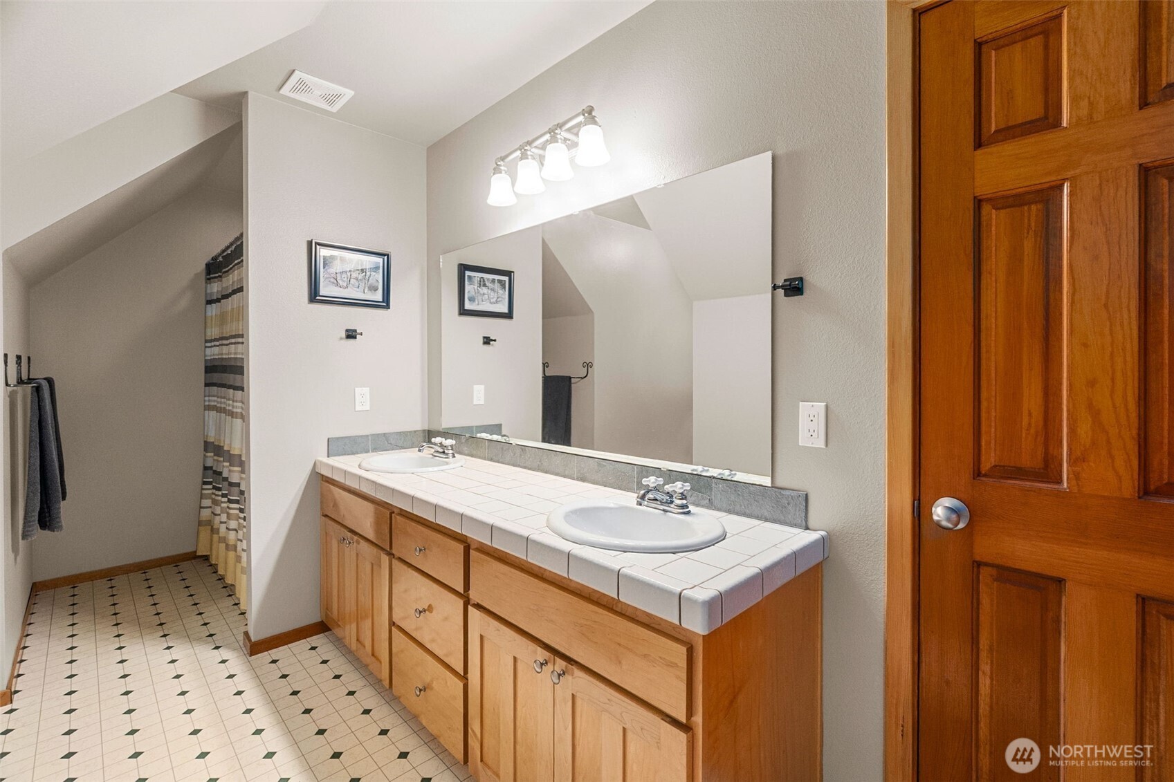 4900 Grand Fir Lane NW, Olympia, WA 98502