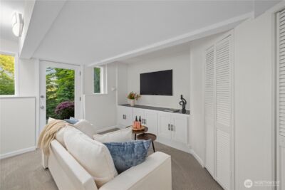 4290 Shoreclub Drive , Mercer Island, WA 98040 - Photo 15