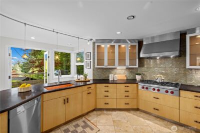 4290 Shoreclub Drive , Mercer Island, WA 98040 - Photo 3