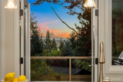 4290 Shoreclub Drive , Mercer Island, WA 98040 - Photo 6