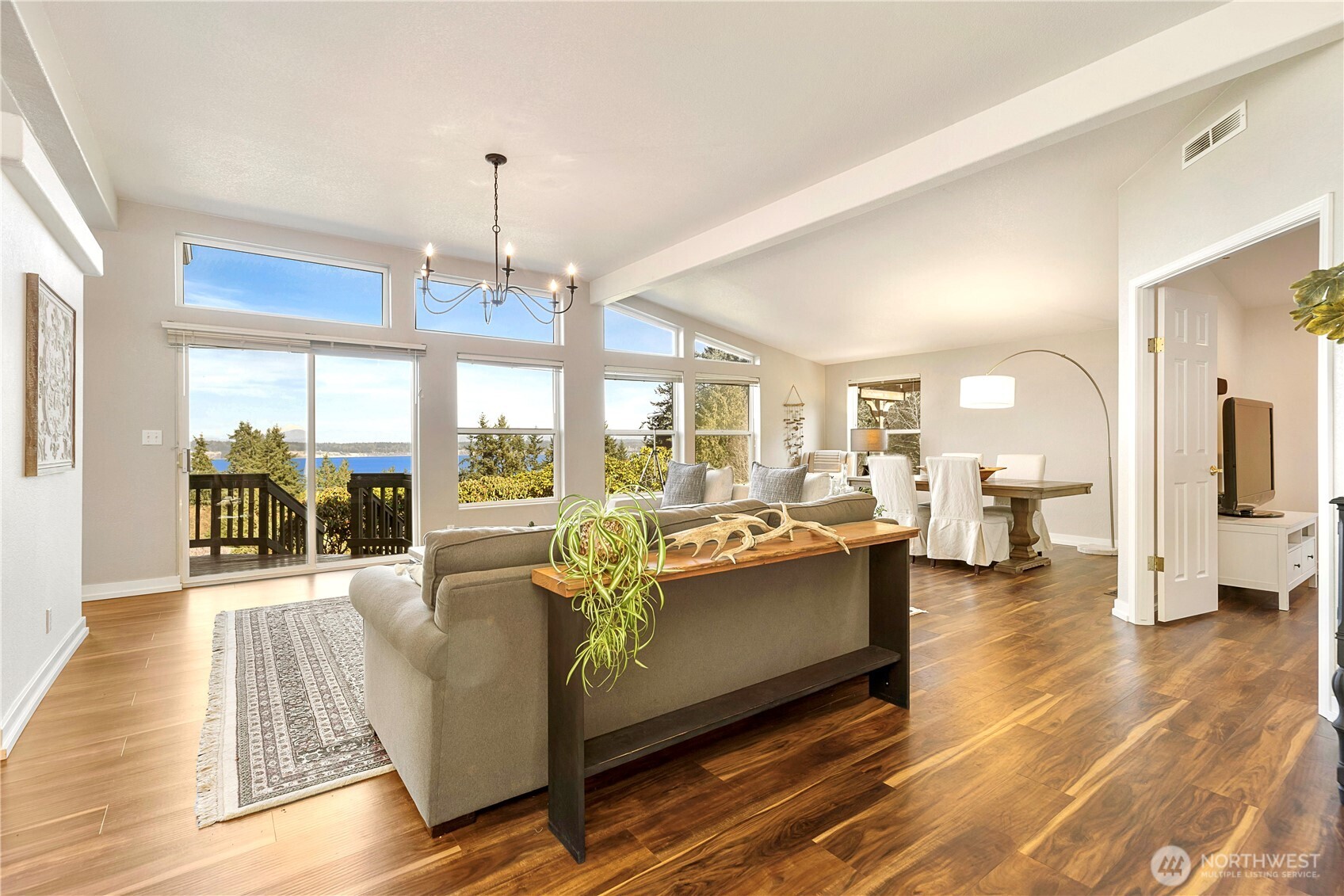 3834 Passage View Lane , Langley, WA 98260