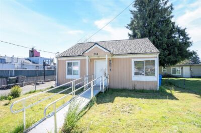 758 108th Street S, Tacoma, WA 98444 - Photo 2