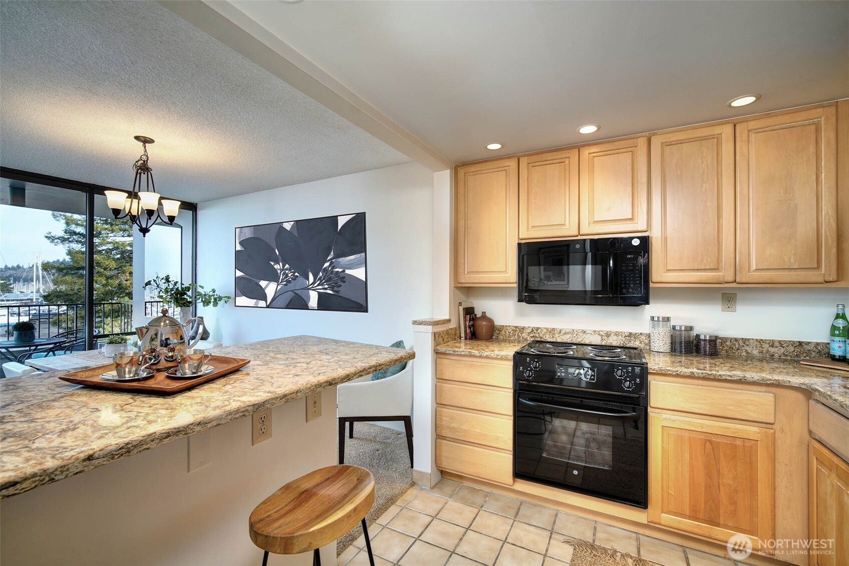 6535 Seaview Avenue NW #409B, Seattle, WA 98117