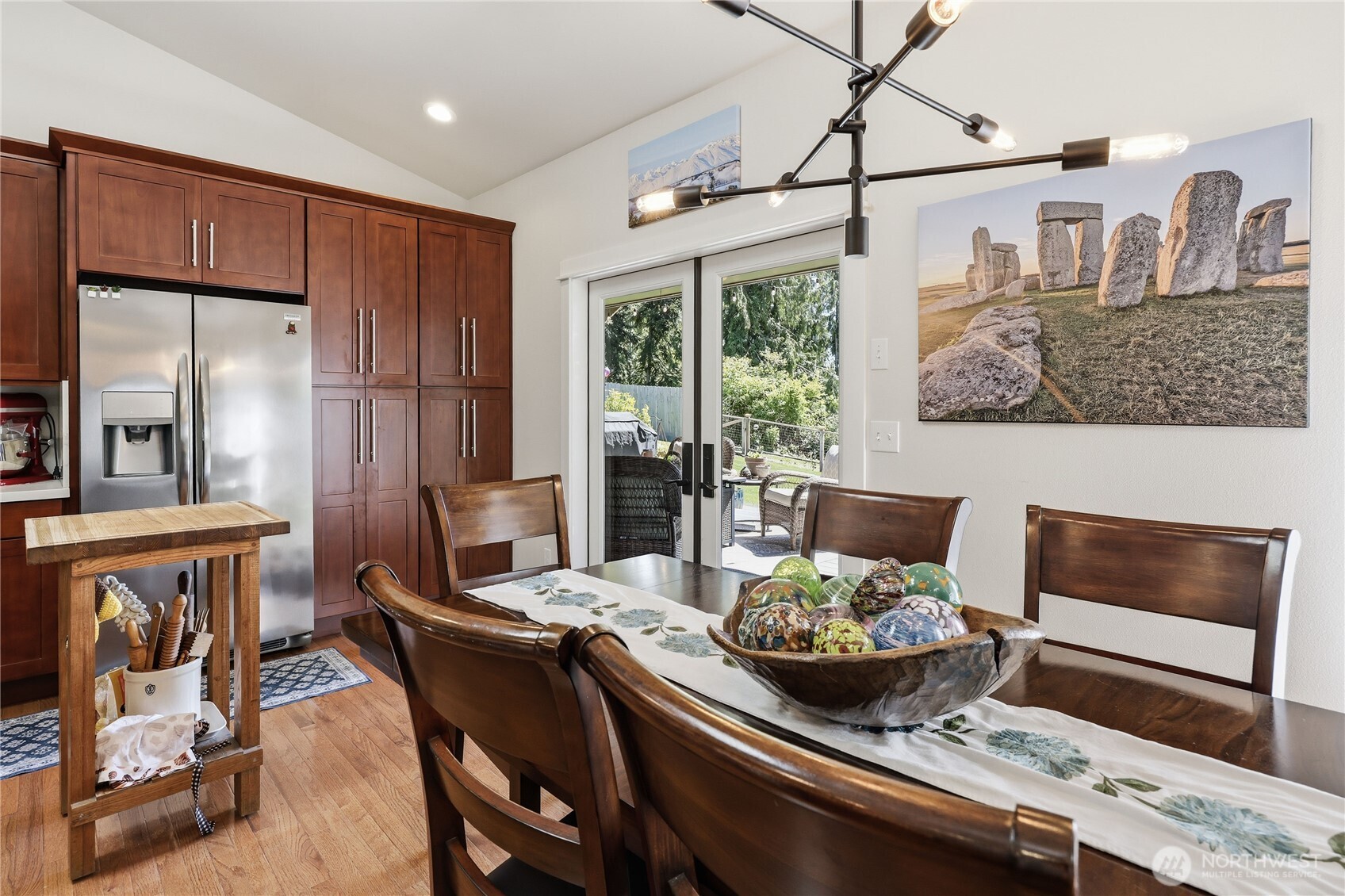 38603 Benchmark Avenue NE, Hansville, WA 98340