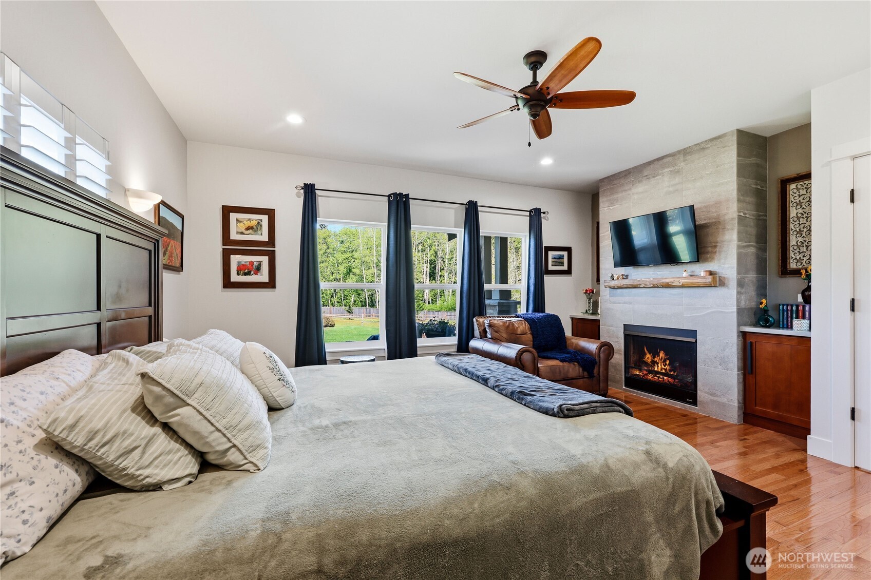 38603 Benchmark Avenue NE, Hansville, WA 98340