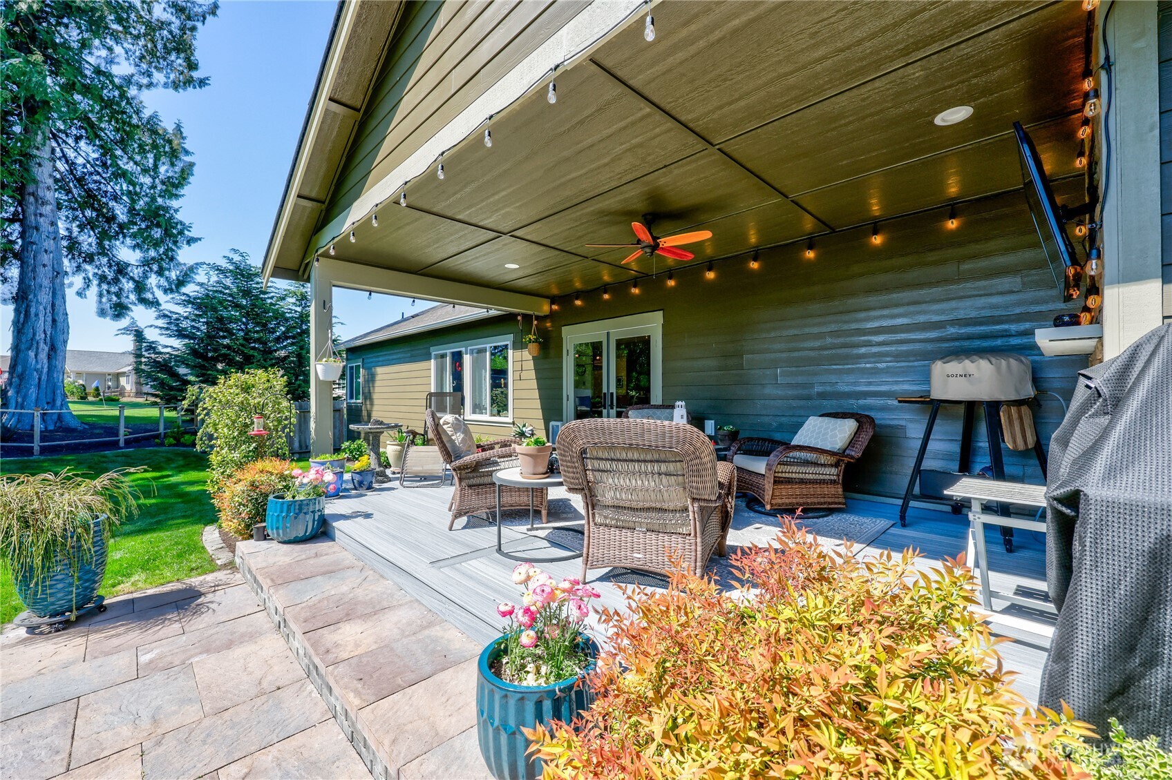 38603 Benchmark Avenue NE, Hansville, WA 98340