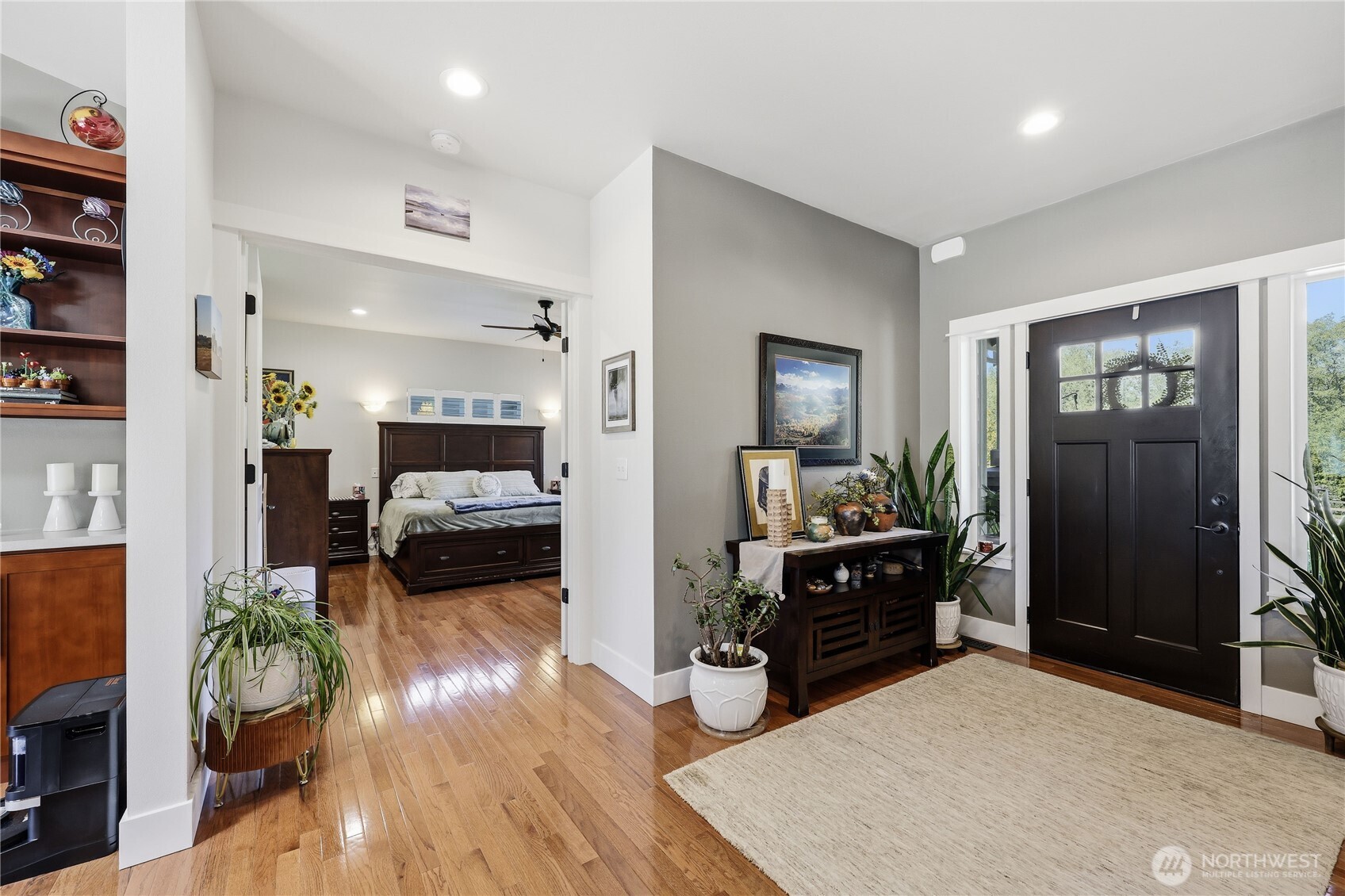 38603 Benchmark Avenue NE, Hansville, WA 98340