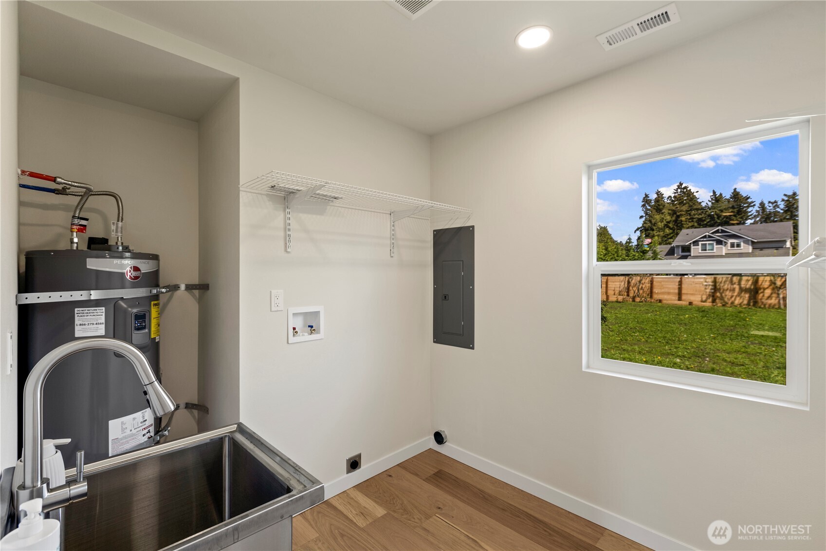 3302 119th Avenue E, Edgewood, WA 98372