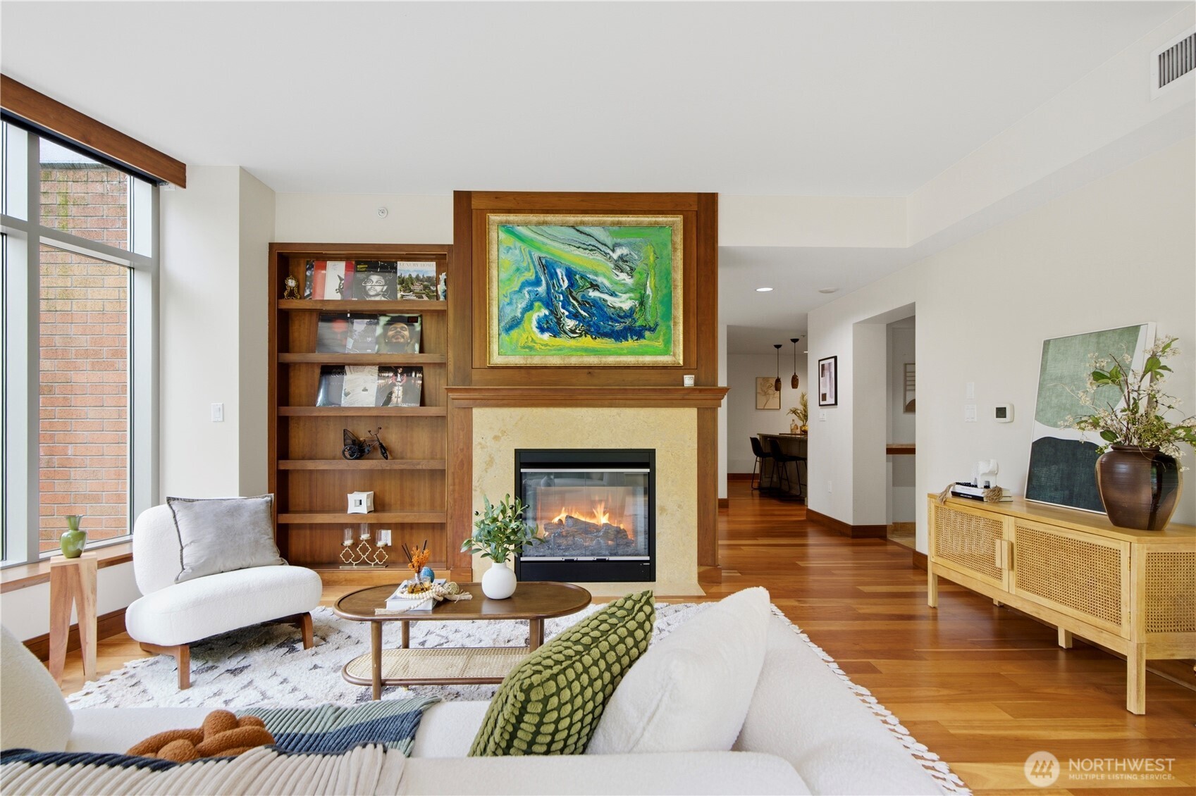 10620 NE 9th Place #TH-6, Bellevue, WA 98004