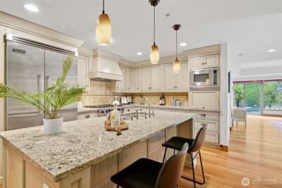 10620 NE 9th Place #TH-6, Bellevue, WA 98004 - Photo 17