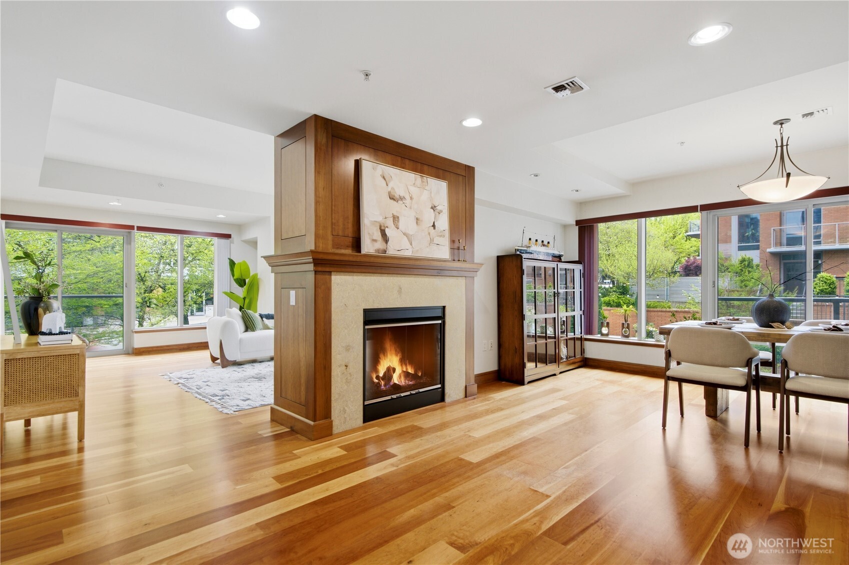 10620 NE 9th Place #TH-6, Bellevue, WA 98004