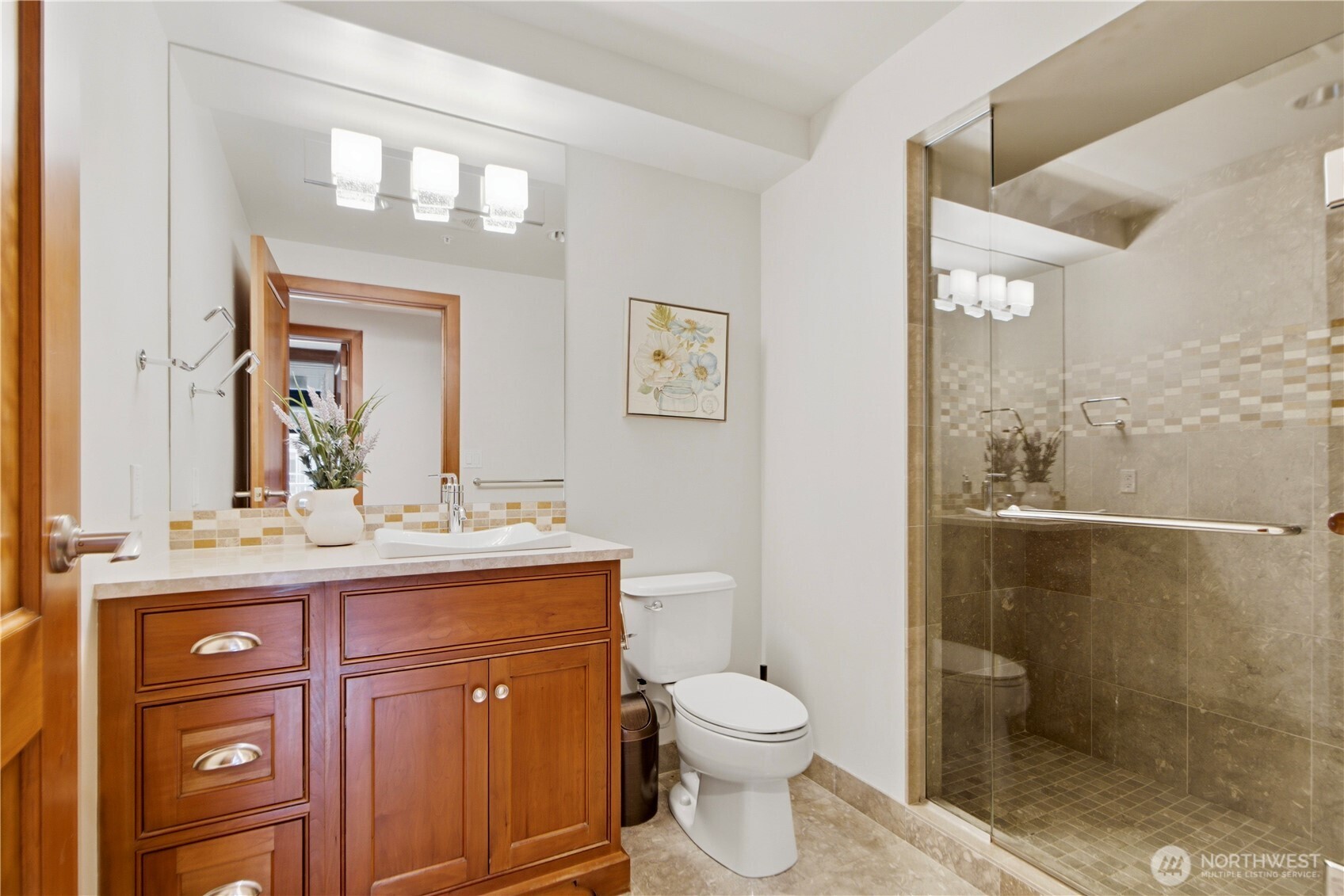 10620 NE 9th Place #TH-6, Bellevue, WA 98004