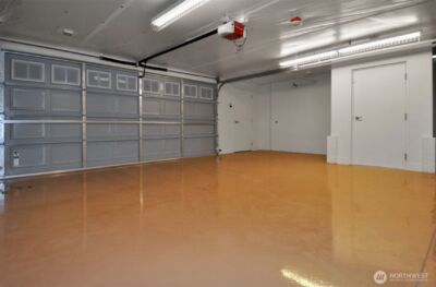 10620 NE 9th Place #TH-6, Bellevue, WA 98004 - Photo 29