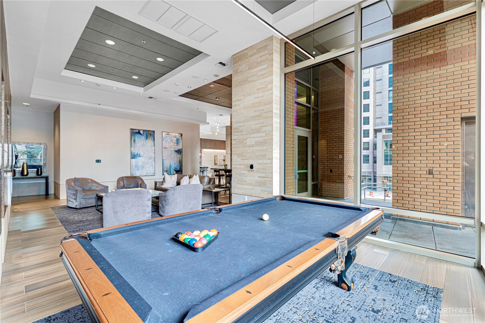 10620 NE 9th Place #TH-6, Bellevue, WA 98004