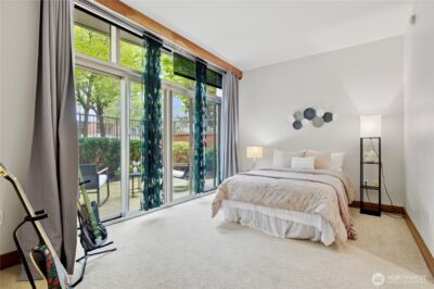 10620 NE 9th Place #TH-6, Bellevue, WA 98004 - Photo 10
