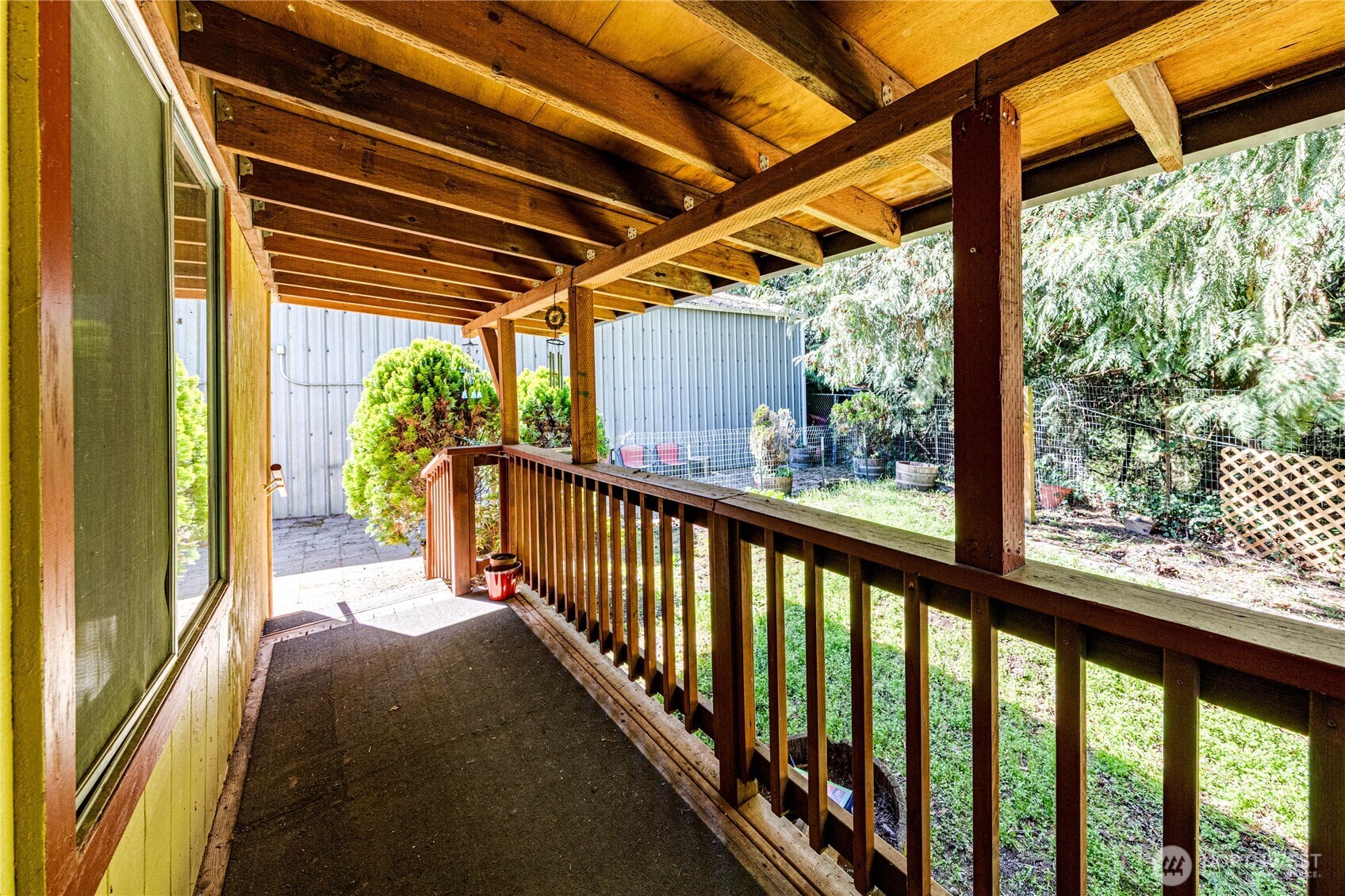 106 S Jensen Road , Port Angeles, WA 98362