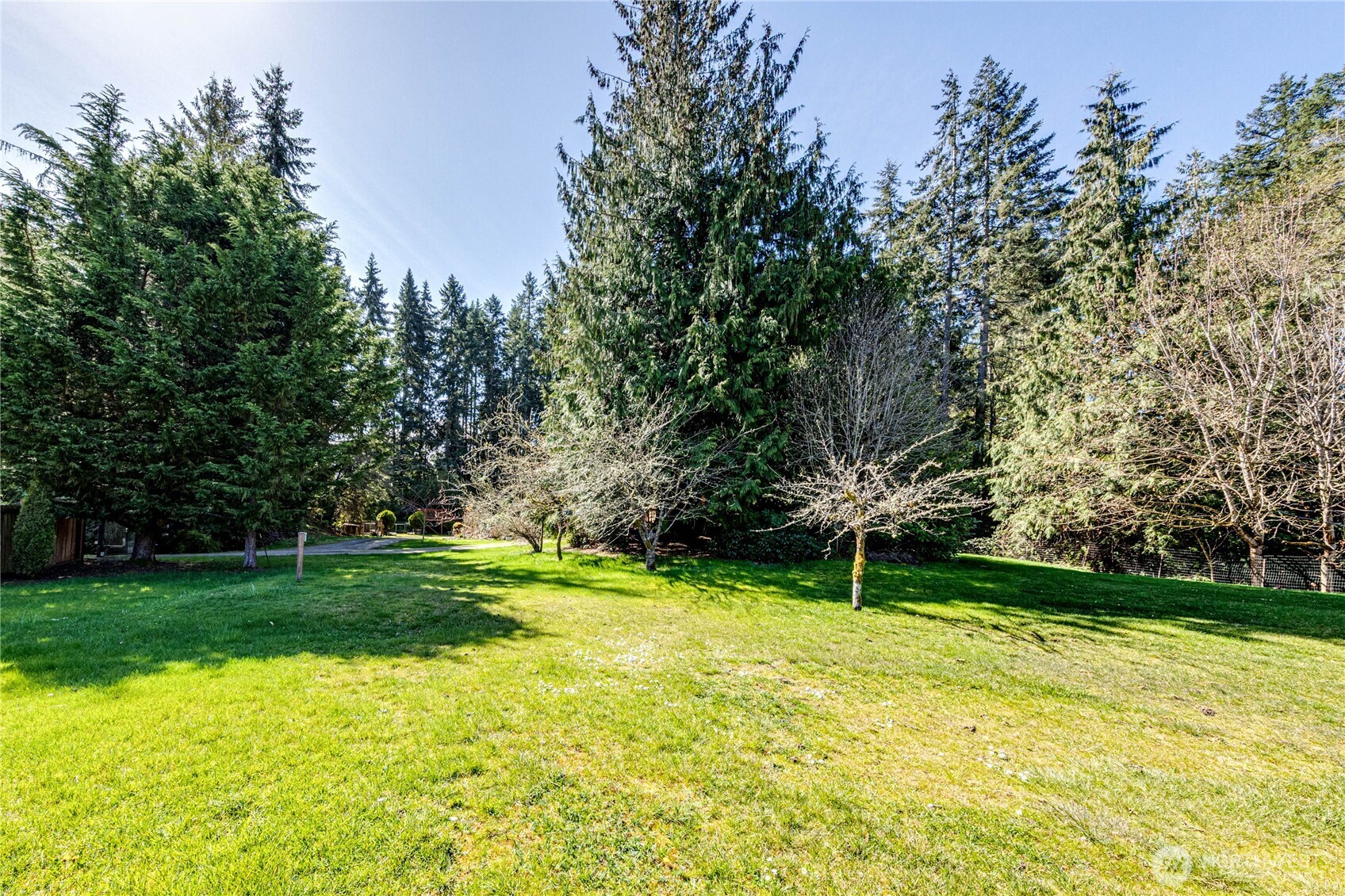 106 S Jensen Road , Port Angeles, WA 98362