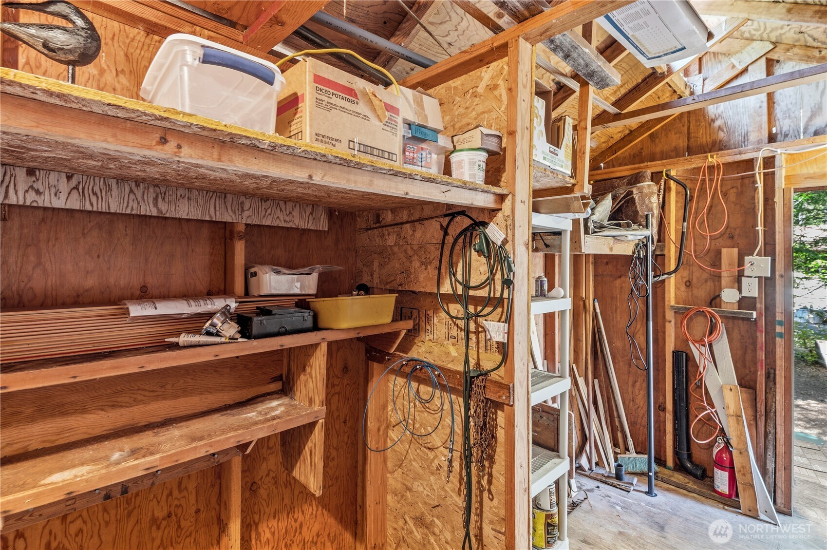 211 N Mount Christie Drive , Hoodsport, WA 98548