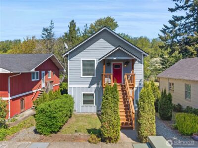 8084 Falls Avenue SE, Snoqualmie, WA 98065 - Photo 3