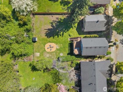 8084 Falls Avenue SE, Snoqualmie, WA 98065 - Photo 37