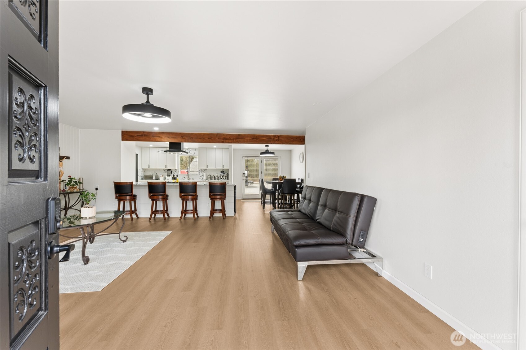 15422 Canyon Road E, Puyallup, WA 98375