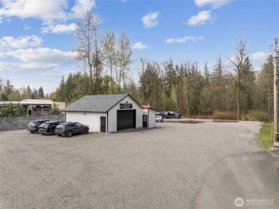 15422 Canyon Road E, Puyallup, WA 98375 - Photo 3