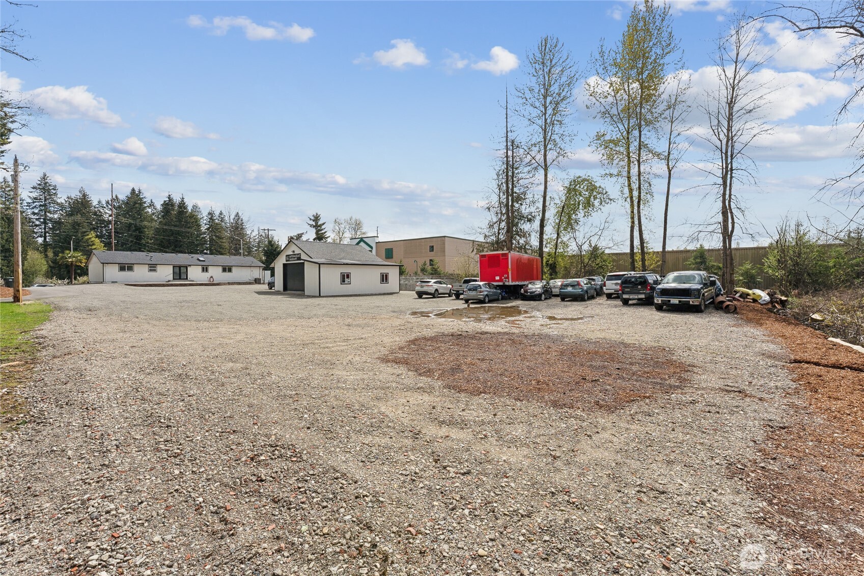 15422 Canyon Road E, Puyallup, WA 98375