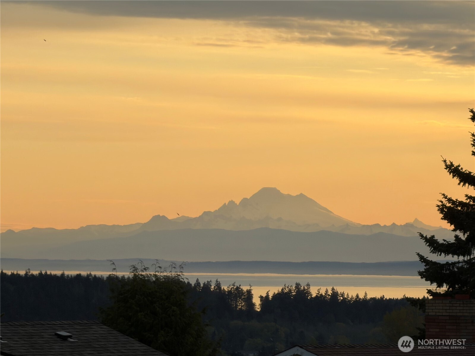 608 Reservoir Road , Sequim, WA 98382