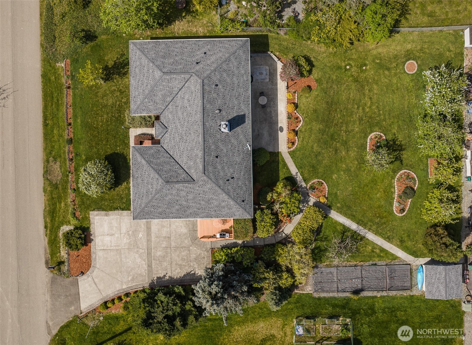 608 Reservoir Road , Sequim, WA 98382