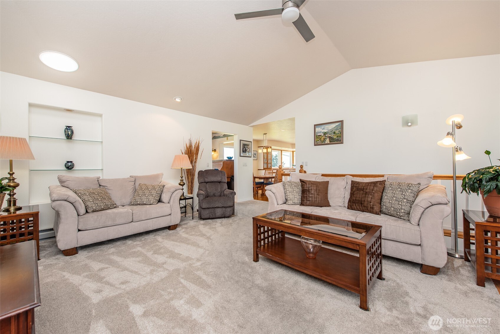 608 Reservoir Road , Sequim, WA 98382