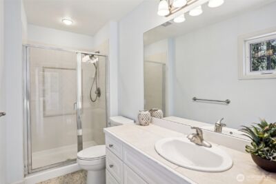 25846 NE 4th Place , Sammamish, WA 98074 - Photo 24