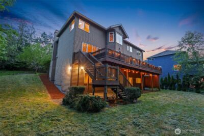 25846 NE 4th Place , Sammamish, WA 98074 - Photo 33
